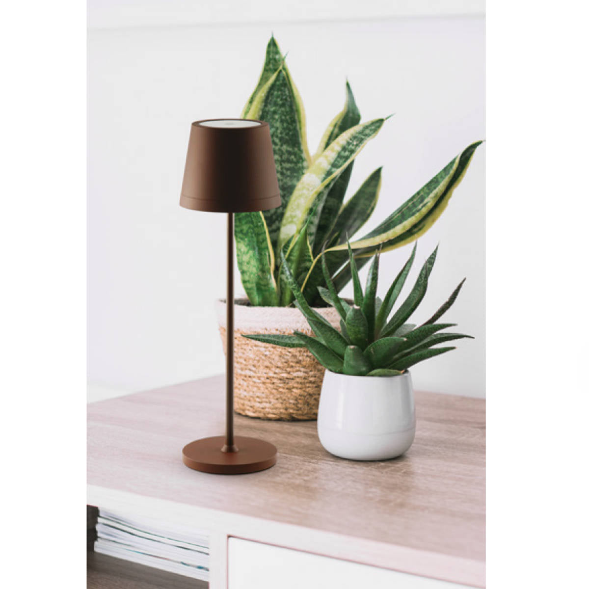 Lampada Led Ricaricabile da Tavolo Corten Touch Dimmerabile Esterno Interno IP54 2700K