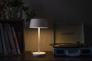 Lampada da tavolo Led con Interruttore Touch - 7W - Diffusore Inclinabile, colore Nera